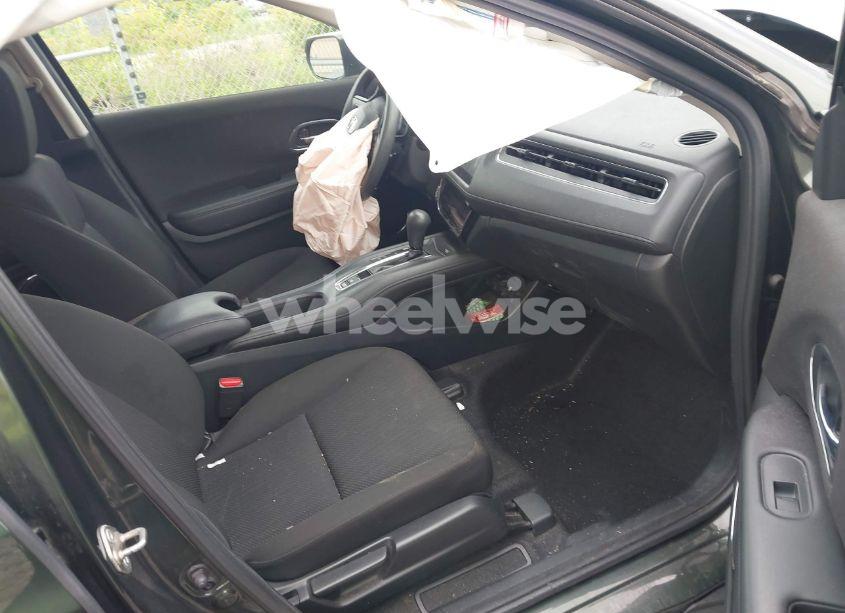 Photo 5 of 2018 Honda Hr-v EX (VIN 3CZRU6H51JG717822)