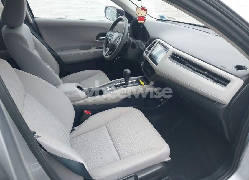 Photo 5 of 2018 Honda Hr-v EX (VIN 3CZRU6H51JM708474)