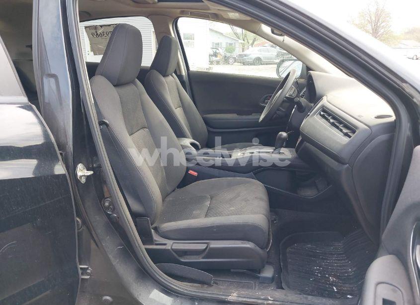 Photo 5 of 2019 Honda Hr-v EX (VIN 3CZRU6H51KM716771)