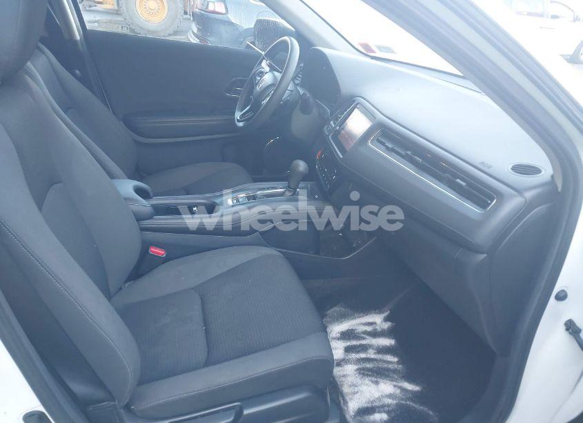 Photo 5 of 2019 Honda Hr-v EX (VIN 3CZRU6H51KM720092)