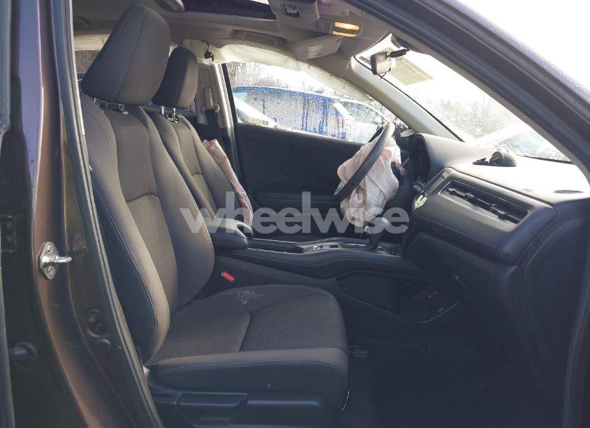 Photo 5 of 2019 Honda Hr-v EX (VIN 3CZRU6H51KM721646)