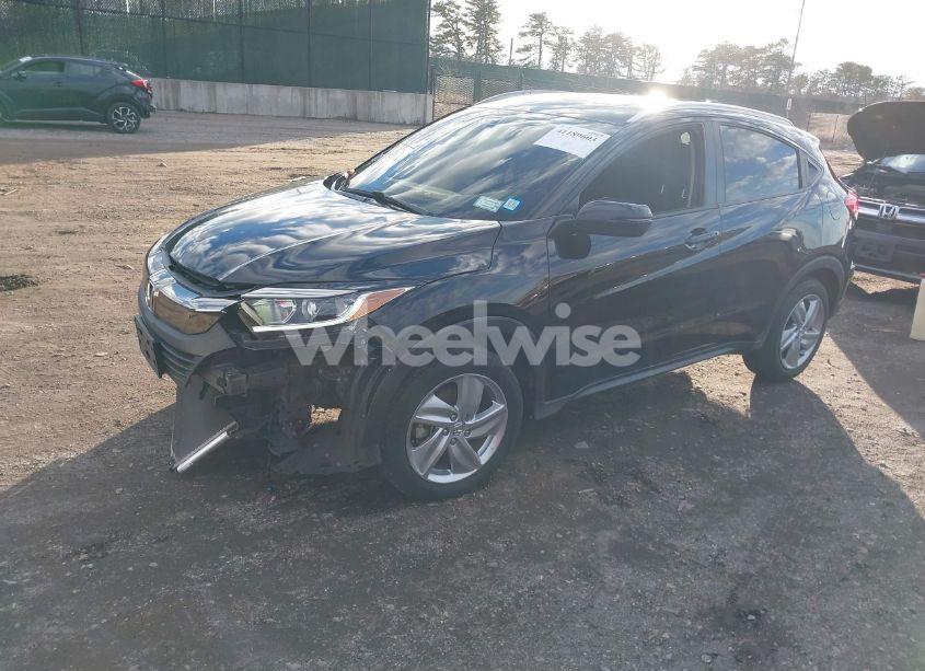 Photo 2 of 2019 Honda Hr-v EX (VIN 3CZRU6H51KM734204)