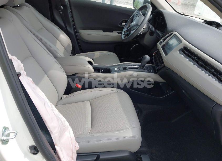 Photo 5 of 2021 Honda Hr-v AWD EX (VIN 3CZRU6H51MM717342)