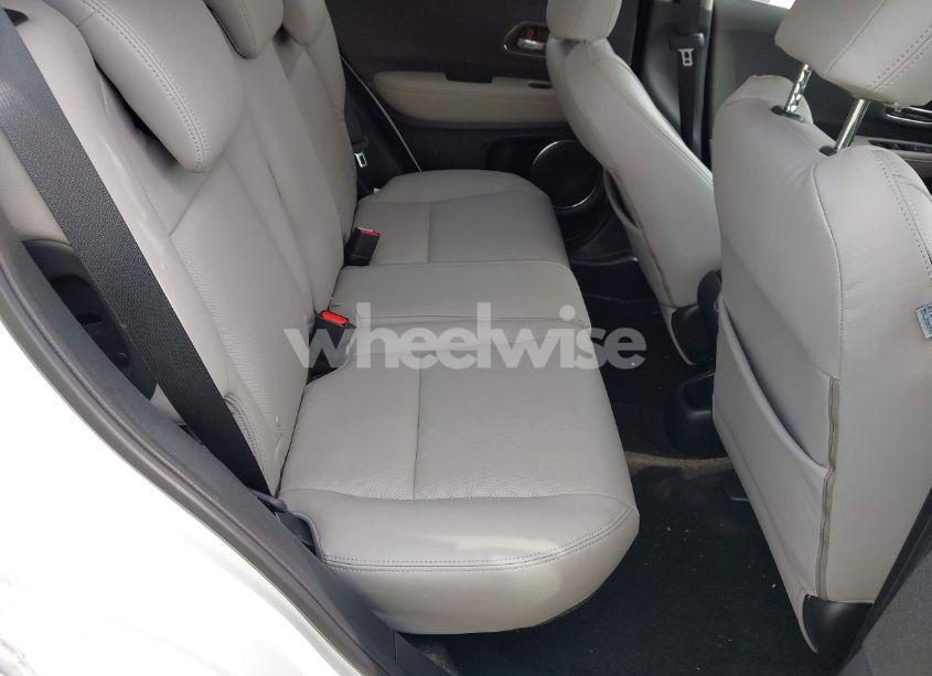 Photo 8 of 2021 Honda Hr-v AWD EX (VIN 3CZRU6H51MM717342)