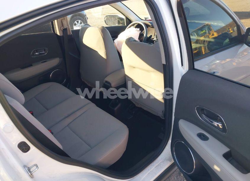 Photo 8 of 2022 Honda Hr-v AWD EX (VIN 3CZRU6H51NM717195)