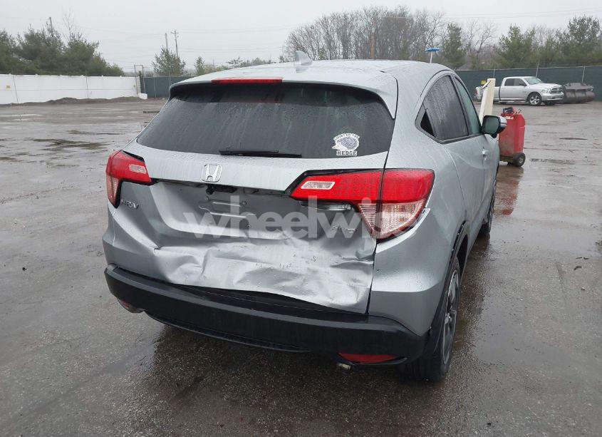 Photo 4 of 2018 Honda Hr-v EX (VIN 3CZRU6H52JG715982)
