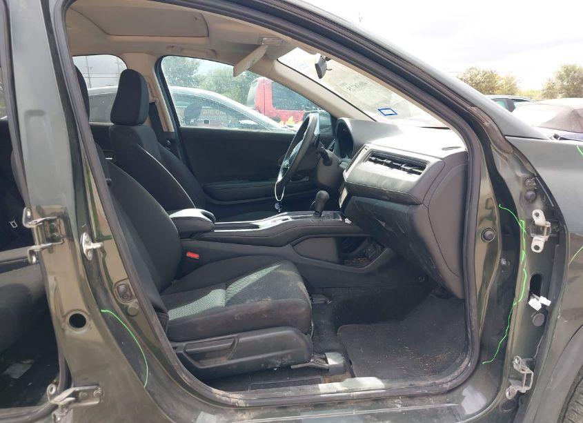 Photo 5 of 2018 Honda Hr-v EX (VIN 3CZRU6H52JG717828)