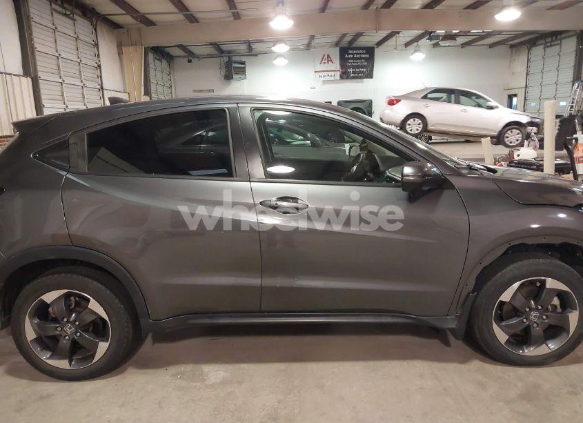 Photo 13 of 2018 Honda Hr-v EX (VIN 3CZRU6H52JM719550)