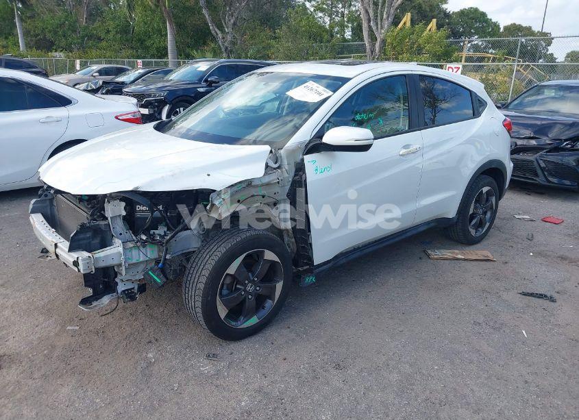 Photo 2 of 2018 Honda Hr-v EX (VIN 3CZRU6H52JM723520)