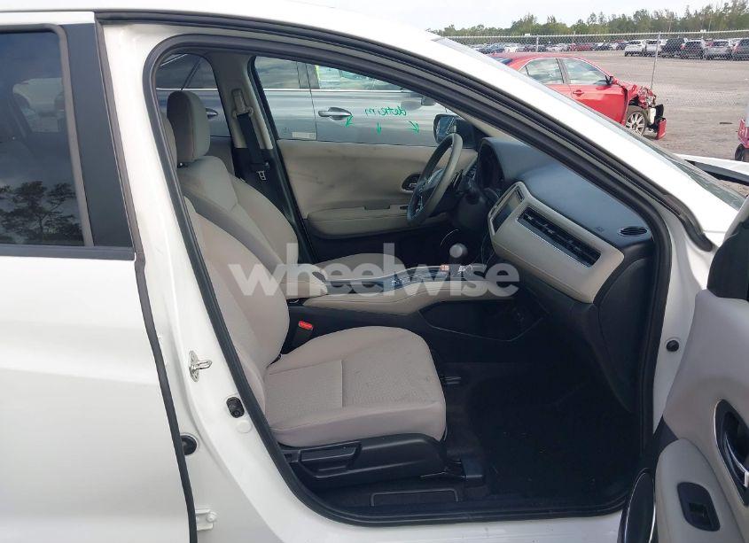 Photo 5 of 2018 Honda Hr-v EX (VIN 3CZRU6H52JM723520)