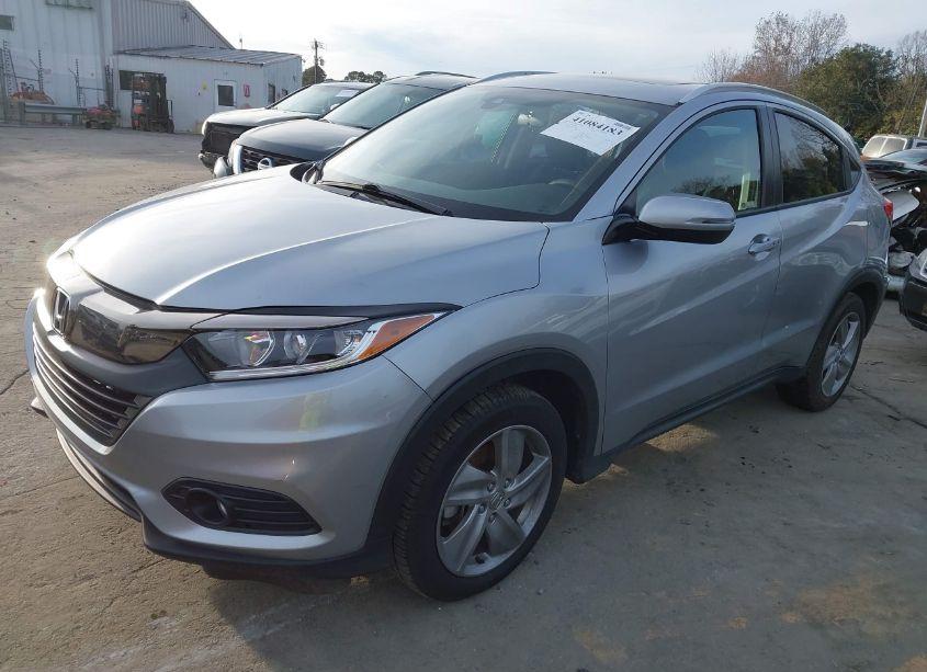Photo 2 of 2019 Honda Hr-v EX (VIN 3CZRU6H52KM717282)