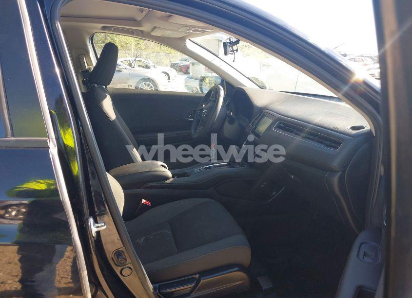 Photo 5 of 2021 Honda Hr-v AWD EX (VIN 3CZRU6H52MM704096)