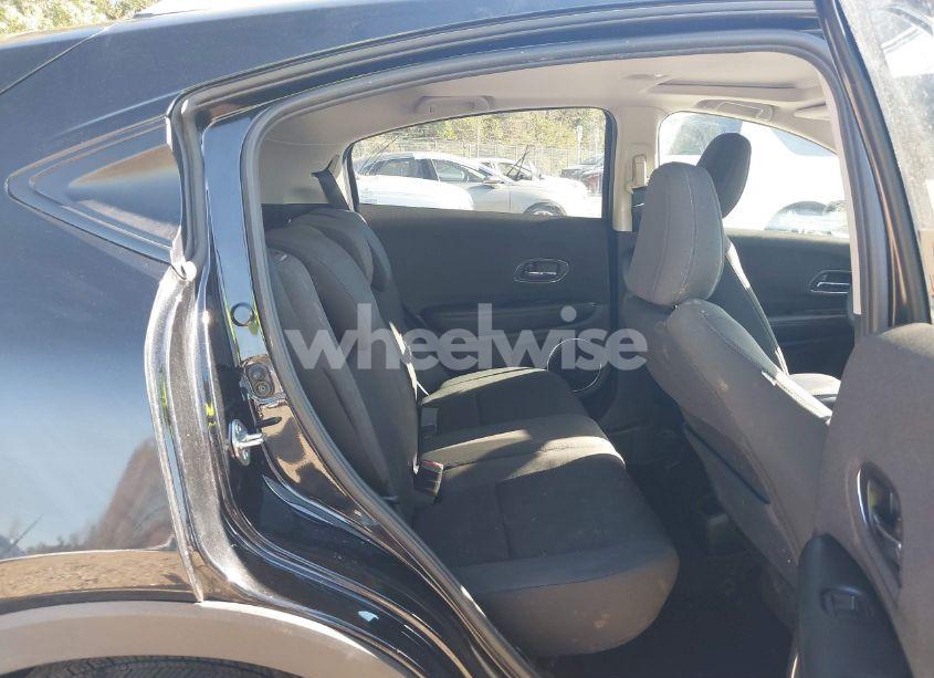 Photo 8 of 2021 Honda Hr-v AWD EX (VIN 3CZRU6H52MM704096)