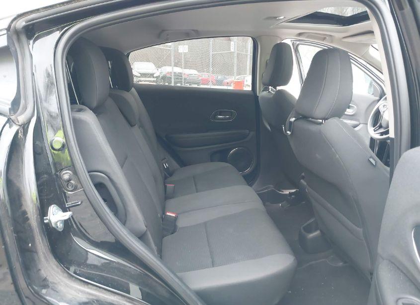 Photo 8 of 2022 Honda Hr-v AWD EX (VIN 3CZRU6H52NM721045)