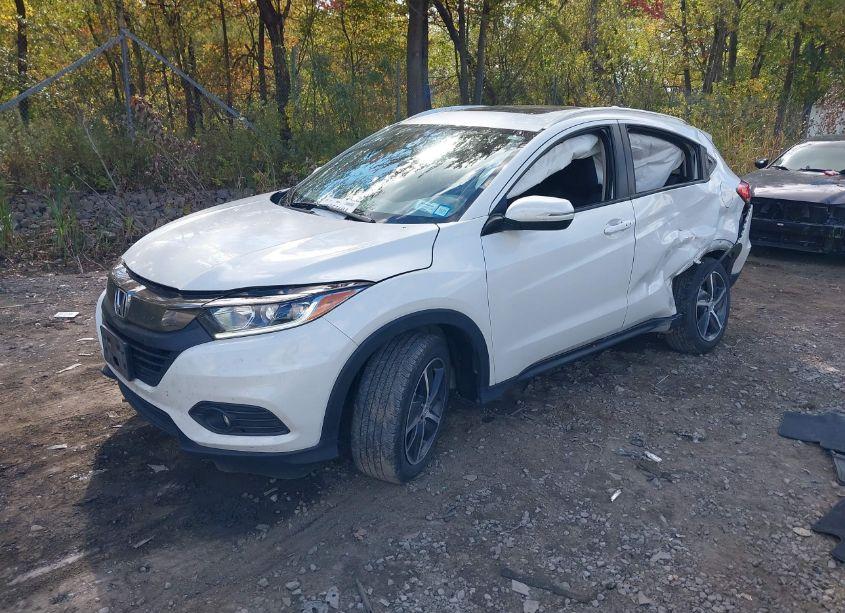 Photo 2 of 2022 Honda Hr-v AWD EX (VIN 3CZRU6H52NM771136)