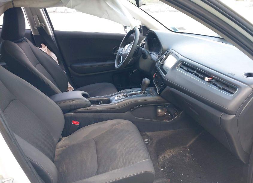 Photo 5 of 2022 Honda Hr-v AWD EX (VIN 3CZRU6H52NM771136)