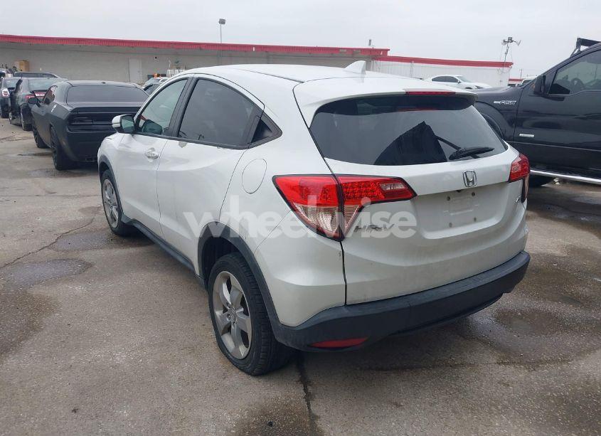 Photo 3 of 2016 Honda Hr-v EX (VIN 3CZRU6H53GM738715)