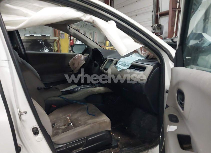 Photo 5 of 2017 Honda Hr-v EX (VIN 3CZRU6H53HM706459)