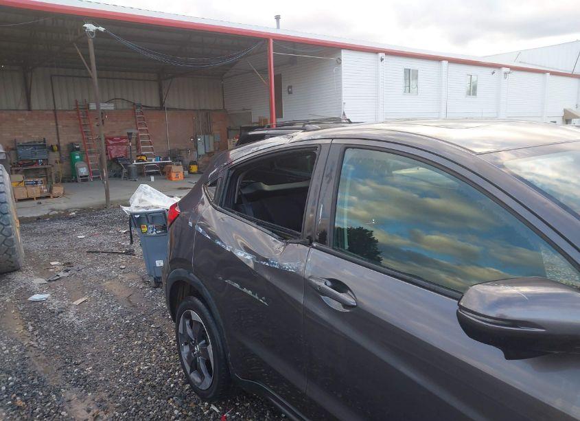 Photo 6 of 2018 Honda Hr-v EX (VIN 3CZRU6H53JM705401)