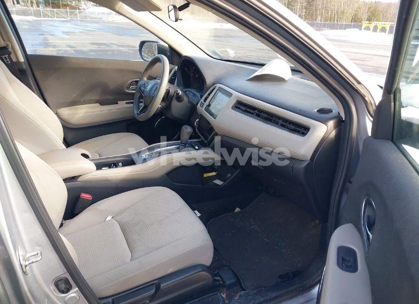 Photo 5 of 2019 Honda Hr-v EX (VIN 3CZRU6H53KM705948)