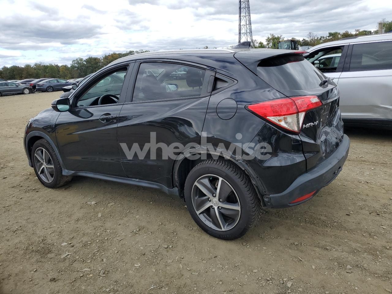 Photo 2 of 2022 HONDA HR-V EX (VIN 3CZRU6H53NM712029)
