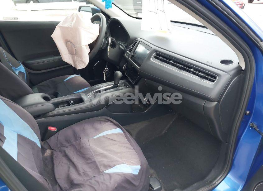 Photo 5 of 2022 Honda Hr-v AWD EX (VIN 3CZRU6H53NM727386)