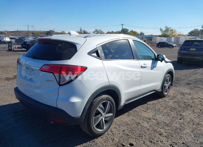 Photo 4 of 2022 Honda Hr-v AWD EX (VIN 3CZRU6H53NM729347)