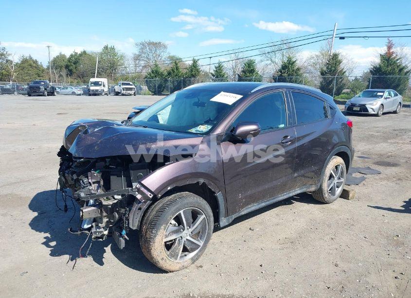 Photo 2 of 2022 Honda Hr-v AWD EX (VIN 3CZRU6H53NM738470)
