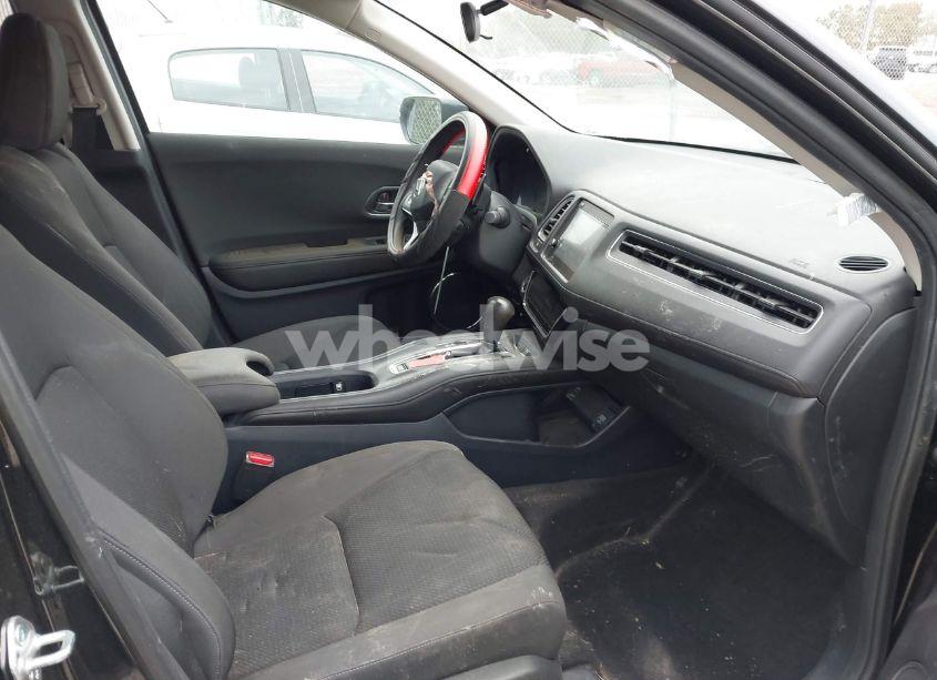 Photo 5 of 2022 Honda Hr-v AWD EX (VIN 3CZRU6H53NM764986)