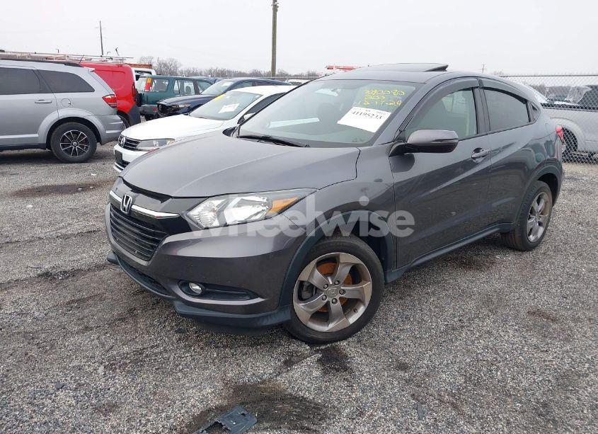 Photo 2 of 2017 Honda Hr-v EX (VIN 3CZRU6H54HM731953)