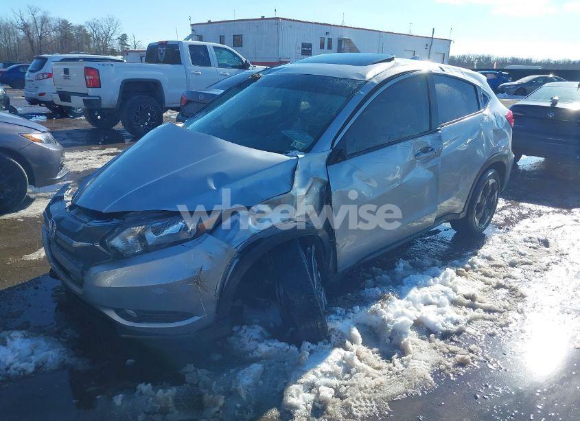 Photo 2 of 2018 Honda Hr-v EX (VIN 3CZRU6H54JG705549)