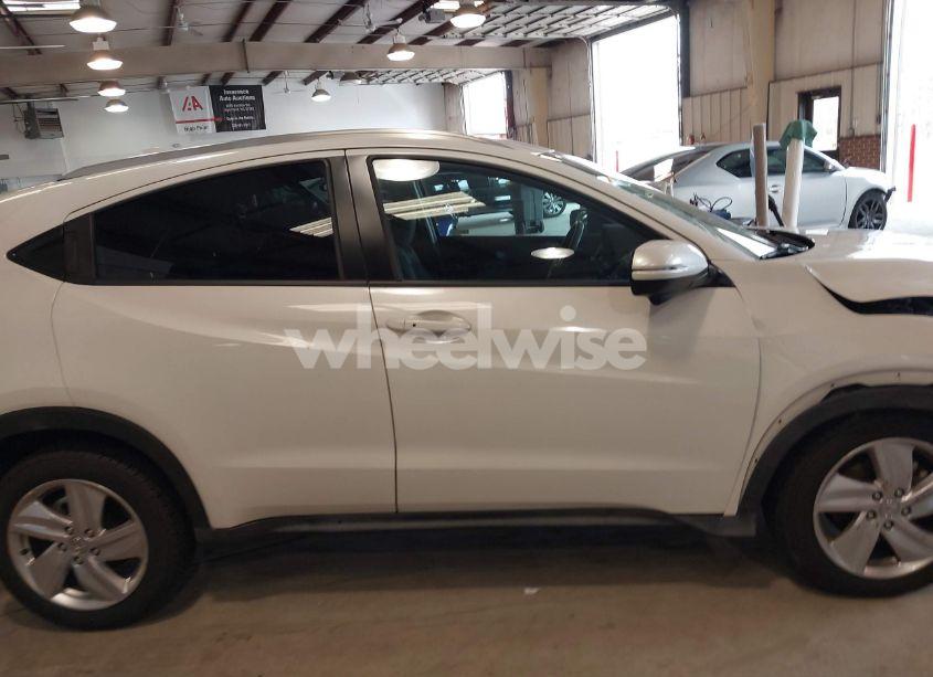Photo 14 of 2019 Honda Hr-v EX (VIN 3CZRU6H54KM711404)