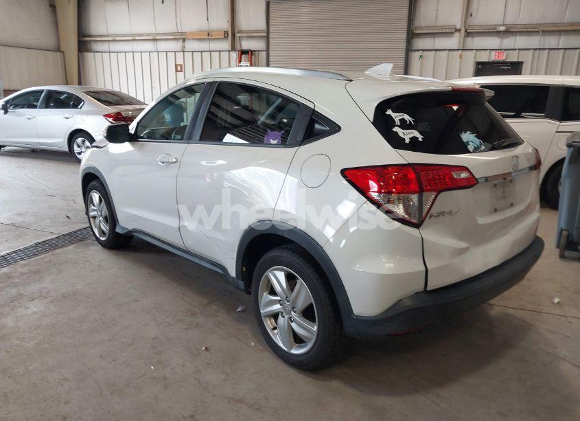Photo 3 of 2019 Honda Hr-v EX (VIN 3CZRU6H54KM711404)
