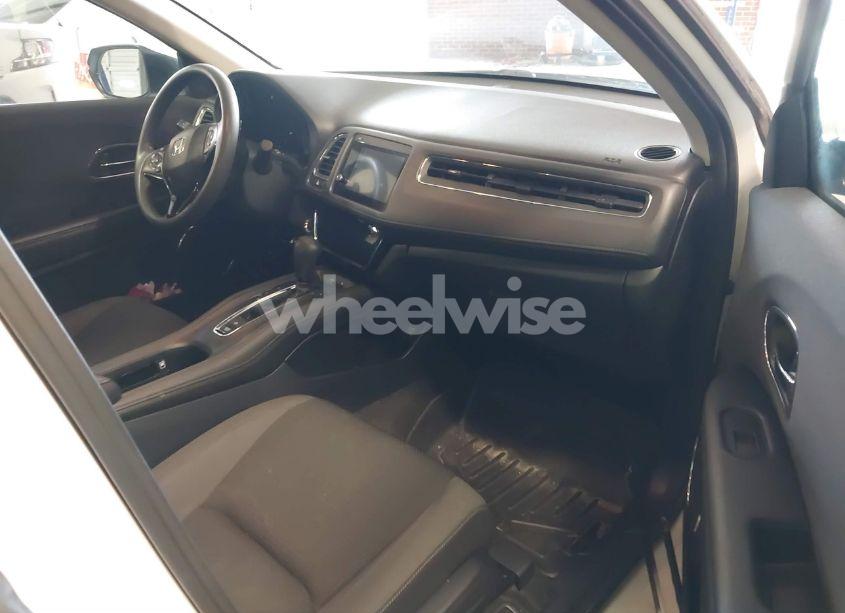 Photo 5 of 2019 Honda Hr-v EX (VIN 3CZRU6H54KM711404)