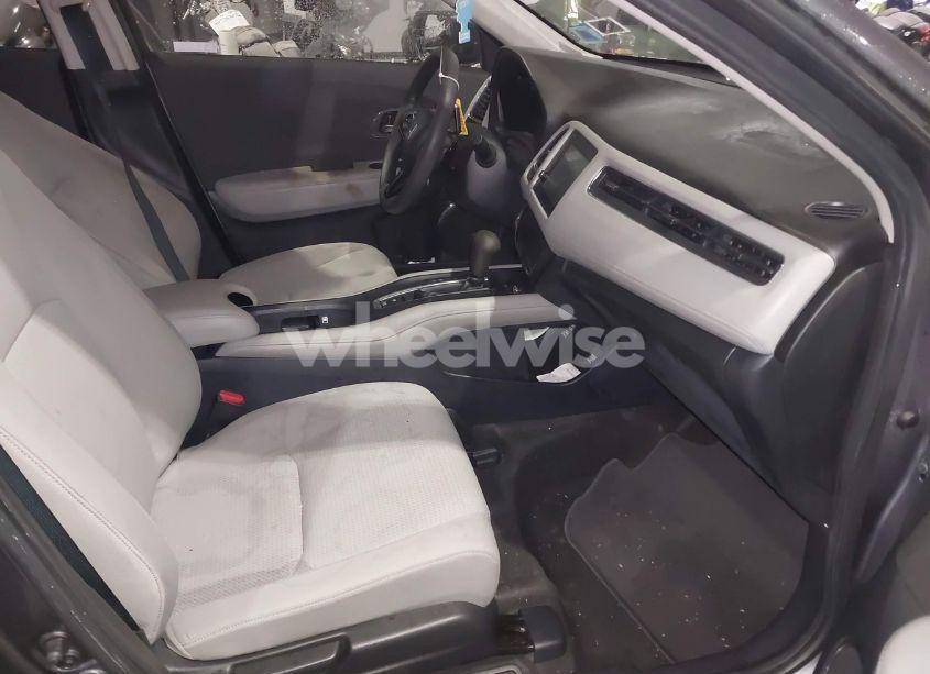 Photo 5 of 2019 Honda Hr-v EX (VIN 3CZRU6H54KM743916)