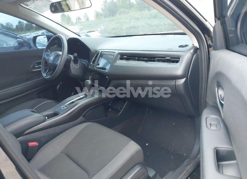 Photo 5 of 2021 Honda Hr-v AWD EX (VIN 3CZRU6H54MM712023)