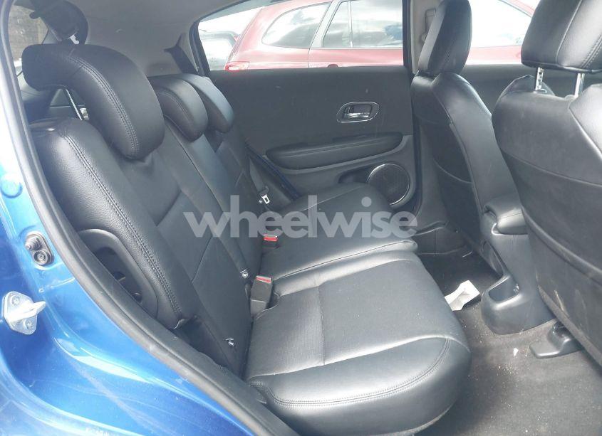 Photo 8 of 2021 Honda Hr-v AWD EX (VIN 3CZRU6H54MM733860)