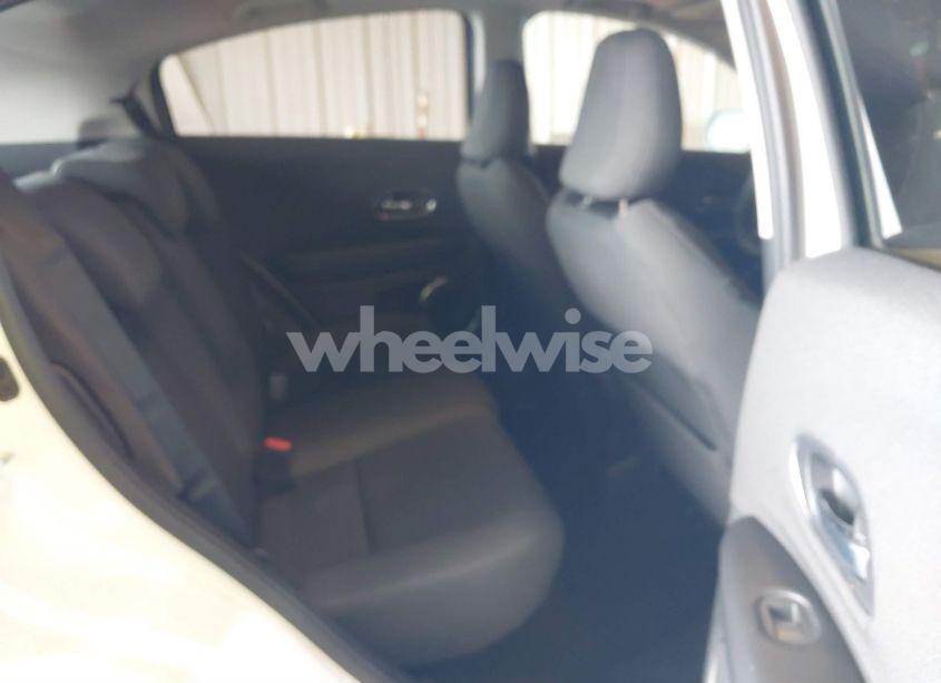 Photo 8 of 2022 Honda Hr-v AWD EX (VIN 3CZRU6H54NM752541)