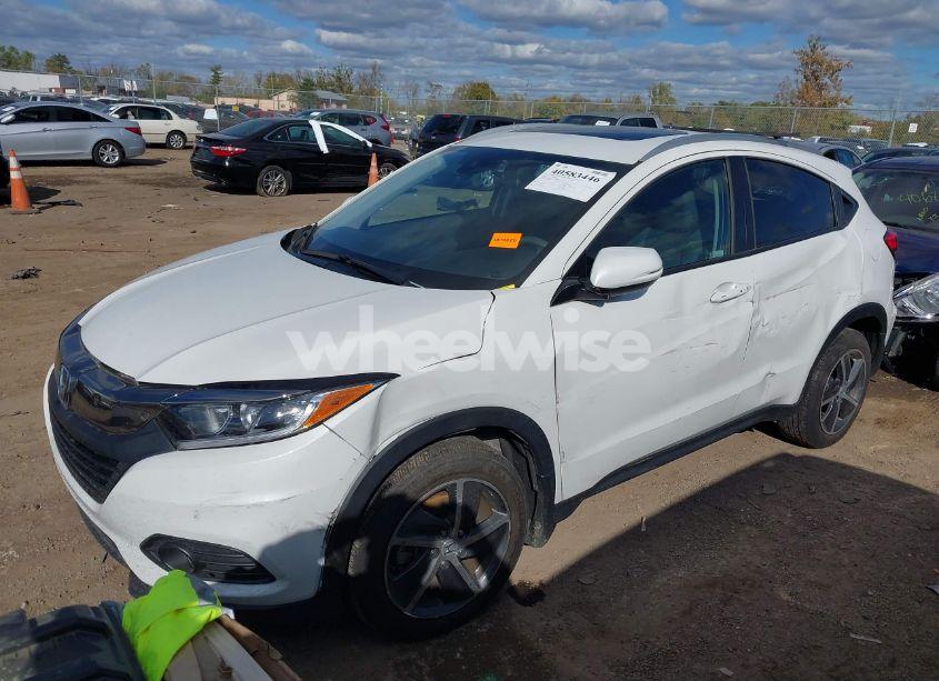 Photo 2 of 2022 Honda Hr-v AWD EX (VIN 3CZRU6H54NM772269)