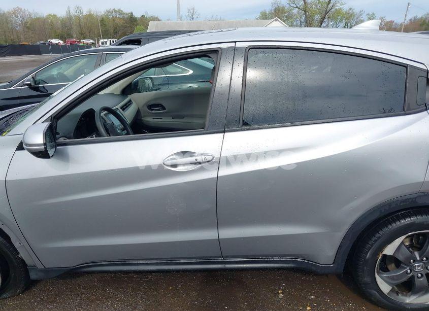 Photo 14 of 2018 Honda Hr-v EX (VIN 3CZRU6H55JG703468)