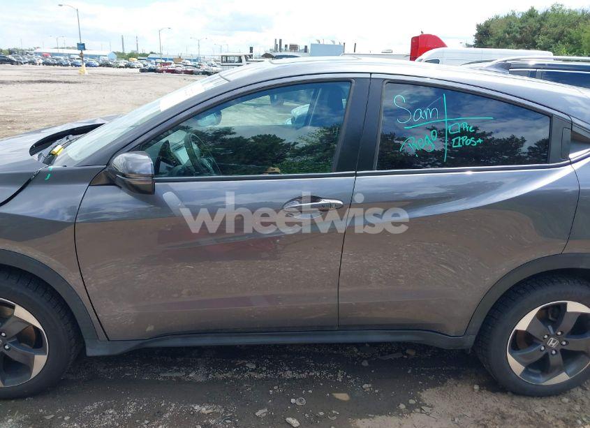 Photo 15 of 2018 Honda Hr-v EX (VIN 3CZRU6H55JG703731)