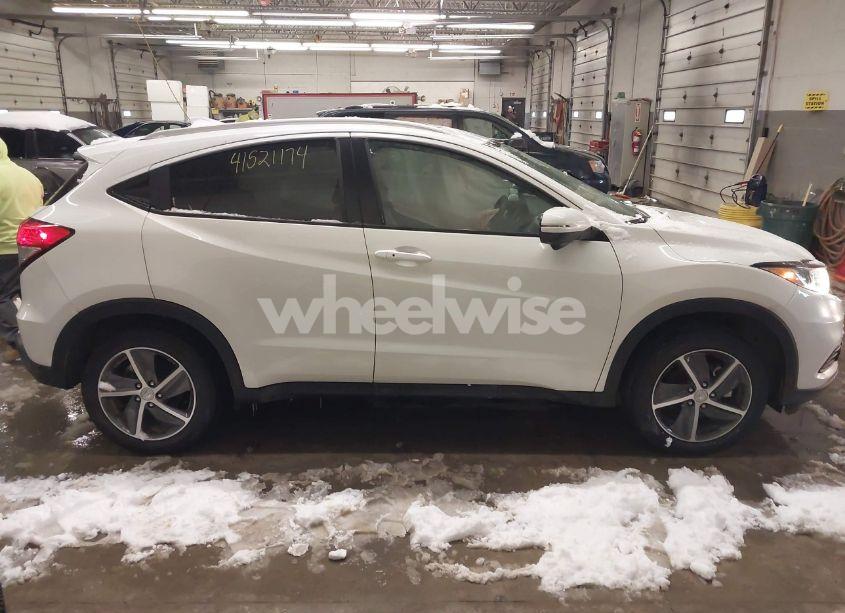 Photo 14 of 2021 Honda Hr-v AWD EX (VIN 3CZRU6H55MM742969)