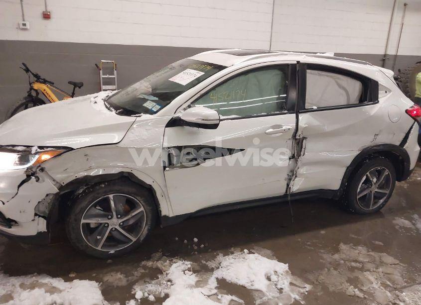 Photo 6 of 2021 Honda Hr-v AWD EX (VIN 3CZRU6H55MM742969)
