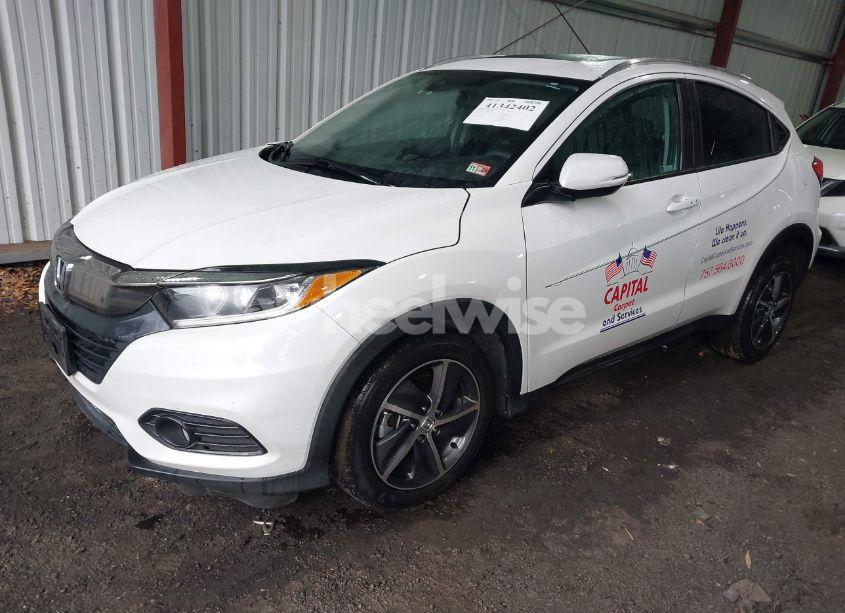 Photo 2 of 2022 Honda Hr-v AWD EX (VIN 3CZRU6H55NM721430)