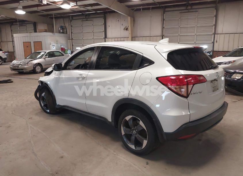 Photo 3 of 2018 Honda Hr-v EX (VIN 3CZRU6H56JM711127)