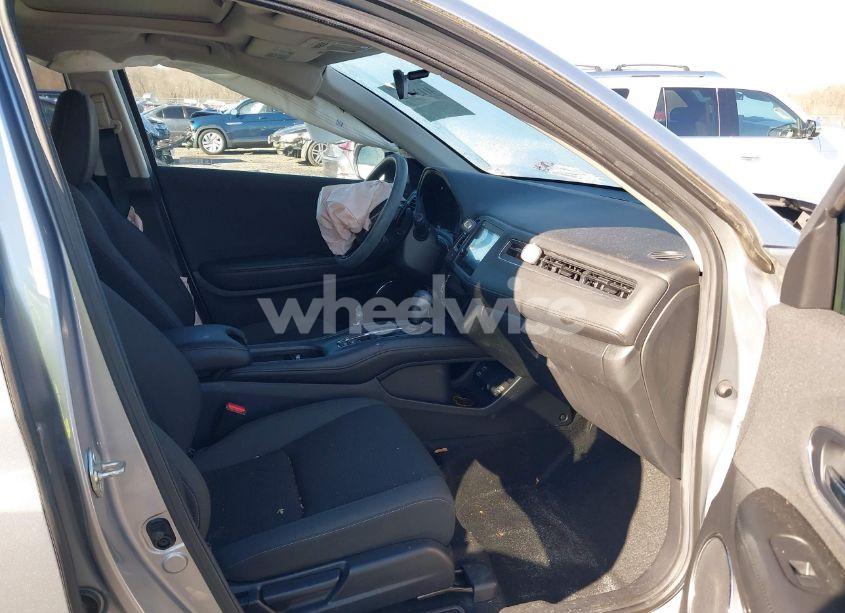 Photo 5 of 2019 Honda Hr-v EX (VIN 3CZRU6H56KM743934)