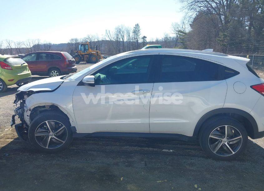 Photo 15 of 2021 Honda Hr-v AWD EX (VIN 3CZRU6H56MM704845)