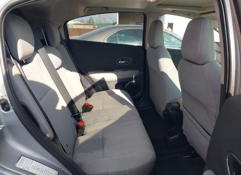 Photo 8 of 2021 Honda Hr-v AWD EX (VIN 3CZRU6H56MM750336)