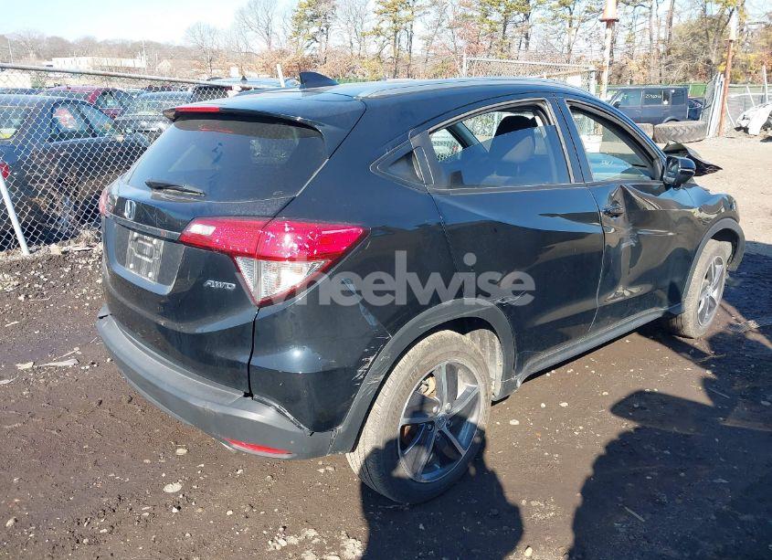 Photo 4 of 2022 Honda Hr-v AWD EX (VIN 3CZRU6H56NM701820)
