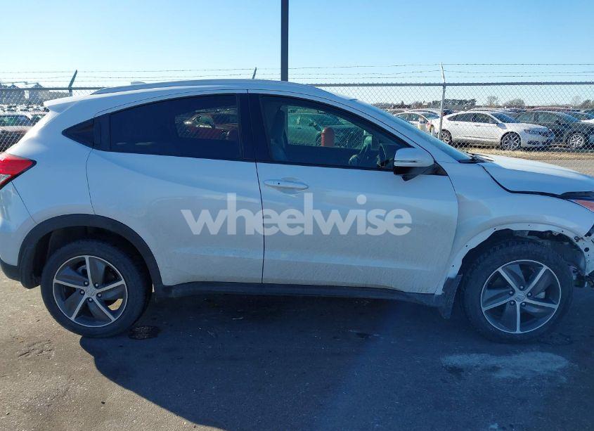 Photo 13 of 2022 Honda Hr-v AWD EX (VIN 3CZRU6H56NM719119)